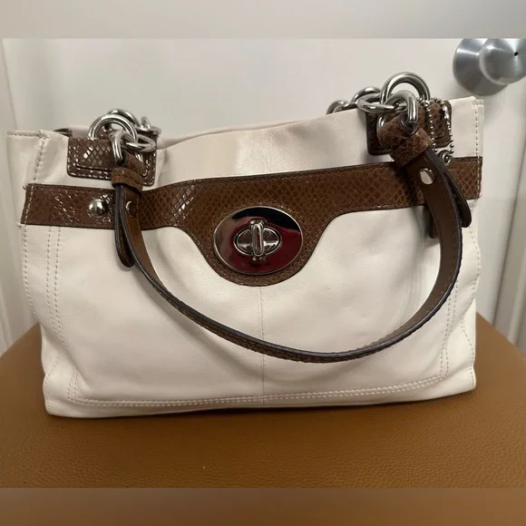 Coach Penelope Cream Leather Turnlock Tote Brown Trim - Picture 3 of 10